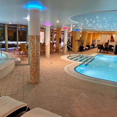 Calimbra Wellness Hotel Superior ミシュコルツ エクステリア 写真