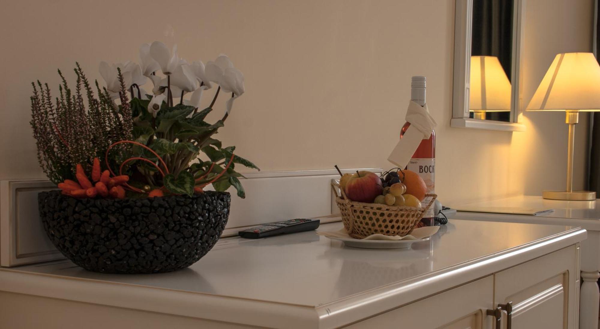 Calimbra Wellness Hotel Superior ミシュコルツ エクステリア 写真